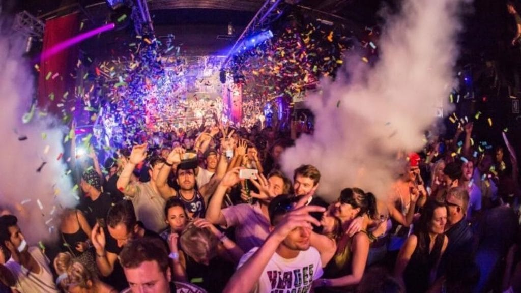 Fiesta de barra libre para despedidas de soltera