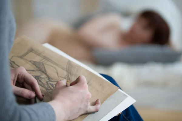 Taller de dibujo de modelo masculino al natural - Imagen 5