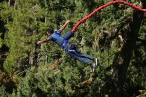 ¿Dónde hacer puenting en Barcelona?