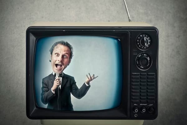 Contratar un show de humor en Barcelona para despedidas